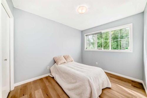 142 Auburn Bay Heights Se, Calgary, AB - Indoor Photo Showing Bedroom