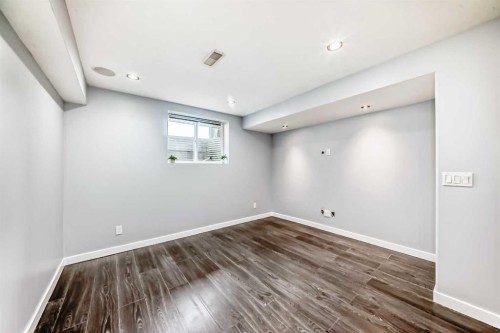 142 Auburn Bay Heights Se, Calgary, AB - Indoor Photo Showing Other Room