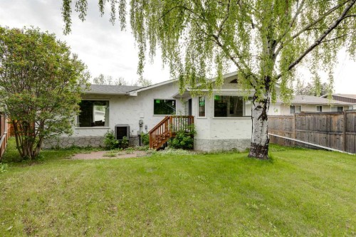 3394 Breton Close Nw, Calgary, AB - Outdoor