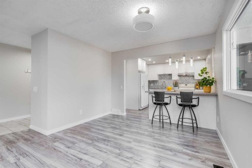 3394 Breton Close Nw, Calgary, AB - Indoor