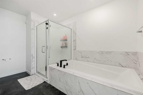 218 Aquila Way Nw, Calgary, AB - Indoor Photo Showing Bathroom