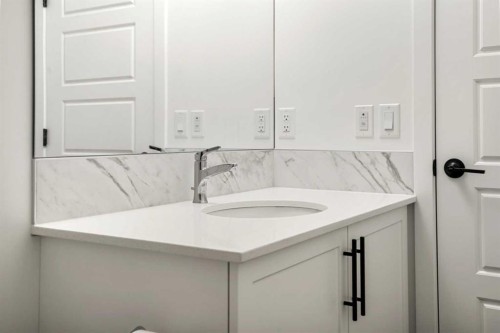 218 Aquila Way Nw, Calgary, AB - Indoor Photo Showing Bathroom