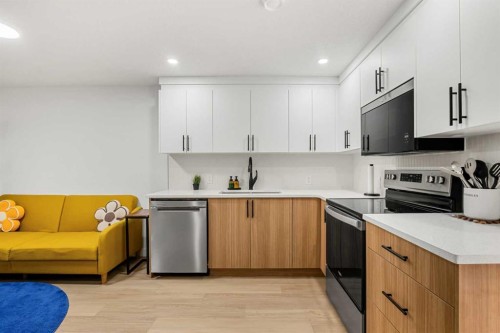 218 Aquila Way Nw, Calgary, AB - Indoor Photo Showing Kitchen With Upgraded Kitchen