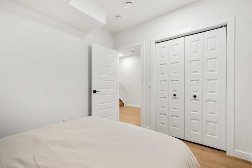 218 Aquila Way Nw, Calgary, AB - Indoor Photo Showing Bedroom