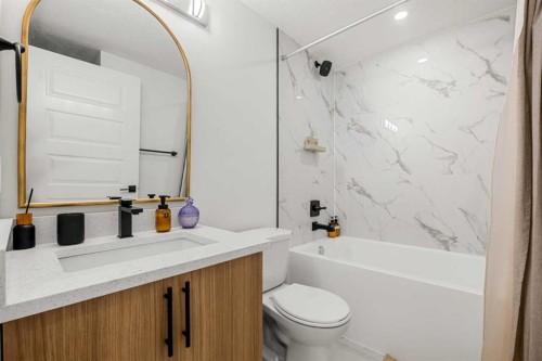 218 Aquila Way Nw, Calgary, AB - Indoor Photo Showing Bathroom