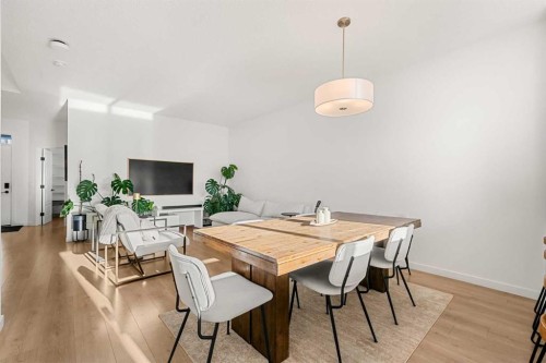 218 Aquila Way Nw, Calgary, AB - Indoor Photo Showing Dining Room