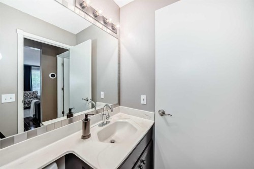 116 Shawnee Way Sw, Calgary, AB 