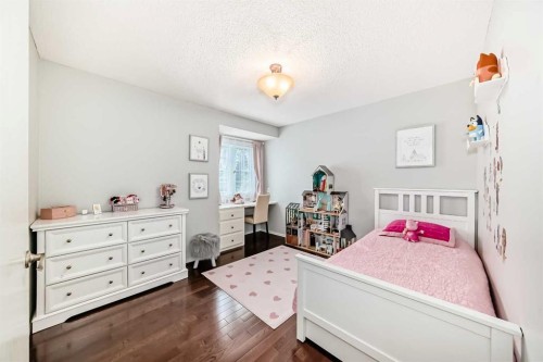 116 Shawnee Way Sw, Calgary, AB 
