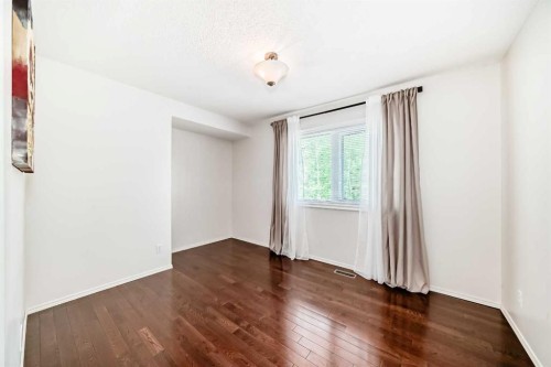 116 Shawnee Way Sw, Calgary, AB 