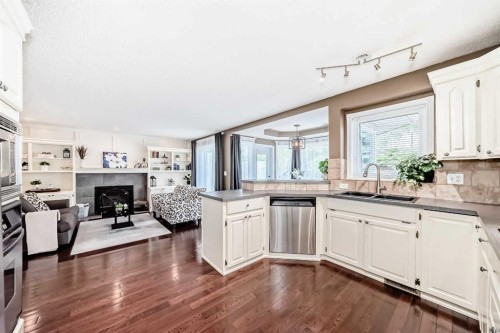 116 Shawnee Way Sw, Calgary, AB 