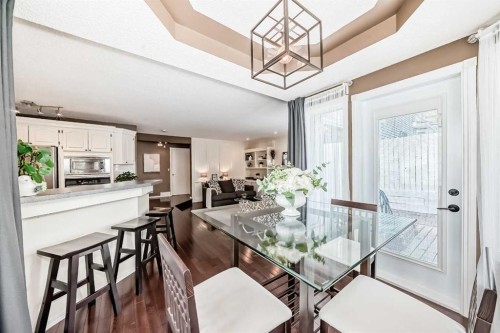 116 Shawnee Way Sw, Calgary, AB 