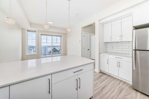 2406-15 Skyview Point Crescent, Calgary, AB - Indoor Photo Showing Kitchen