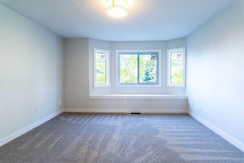 61 Cimarron Way, Okotoks, AB - Indoor Photo Showing Other Room
