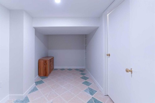 61 Cimarron Way, Okotoks, AB - Indoor