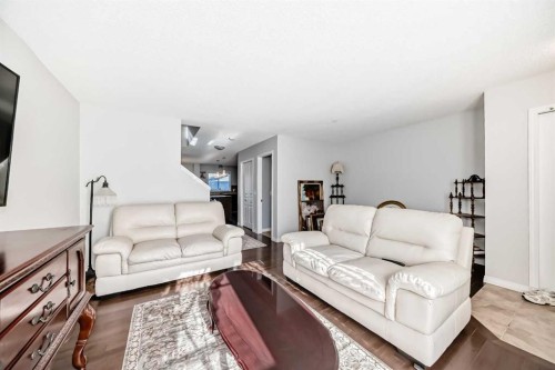 50 Elgin Meadows Park Se, Calgary, AB - Indoor Photo Showing Living Room