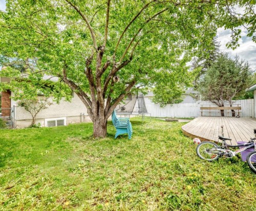 6441 18A Street Se, Calgary, AB - Outdoor