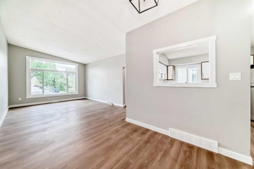 1635 24 Avenue Nw, Calgary, AB 