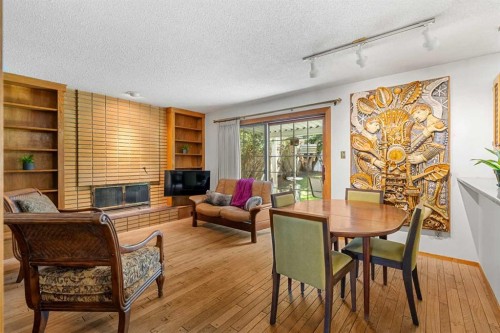 511 Willingdon Boulevard Se, Calgary, AB - Indoor With Fireplace