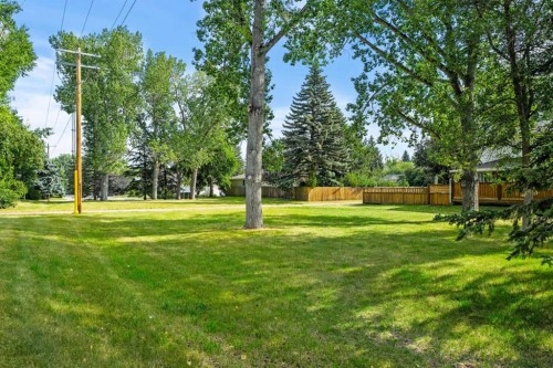 511 Willingdon Boulevard Se, Calgary, AB - Outdoor