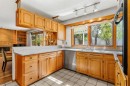 511 Willingdon Boulevard Se, Calgary, AB  - Indoor Photo Showing Kitchen With Double Sink 