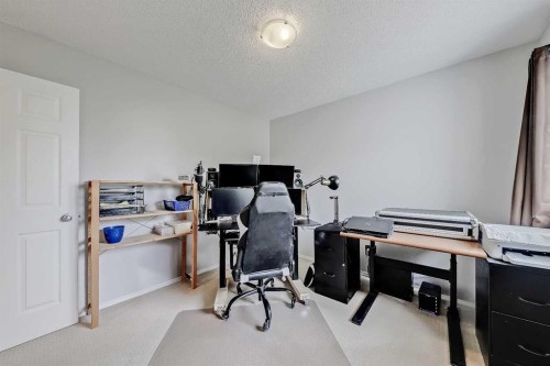 36 Mt Selkirk Close Se, Calgary, AB - Indoor Photo Showing Office