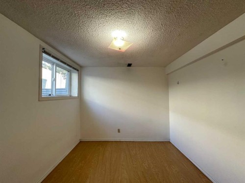 121 Huntford Close Ne, Calgary, AB - Indoor Photo Showing Other Room