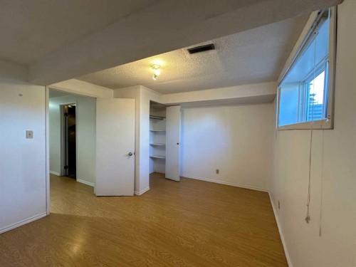 121 Huntford Close Ne, Calgary, AB - Indoor Photo Showing Other Room