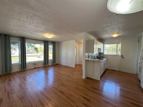 121 Huntford Close Ne, Calgary, AB - Indoor