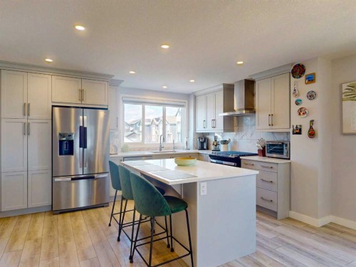 1842 Rangeview Drive Se, Calgary, AB - Indoor Photo Showing Kitchen With Stainless Steel Kitchen