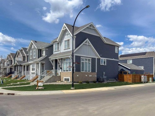 1842 Rangeview Drive Se, Calgary, AB - Outdoor With Facade