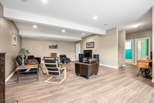 2006 30 Avenue, Nanton, AB 