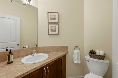 1605 Montgomery Way Se, High River, AB - Indoor Photo Showing Bathroom