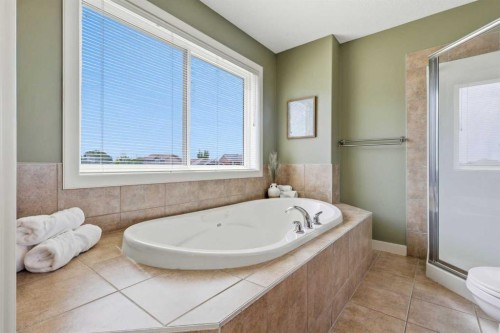 1605 Montgomery Way Se, High River, AB - Indoor Photo Showing Bathroom