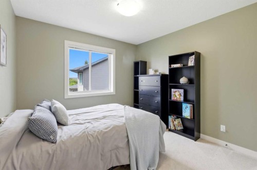 1605 Montgomery Way Se, High River, AB - Indoor Photo Showing Bedroom