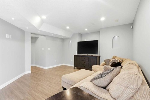 1605 Montgomery Way Se, High River, AB - Indoor