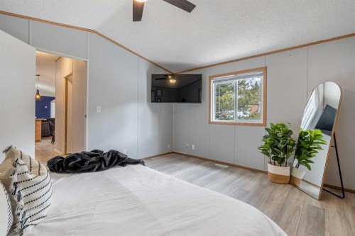 1605 129 Street, Blairmore, AB 