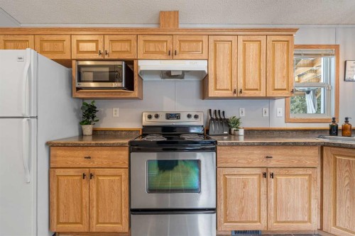 1605 129 Street, Blairmore, AB 