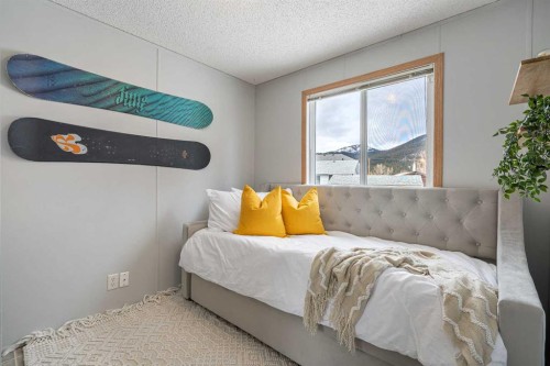 1605 129 Street, Blairmore, AB 
