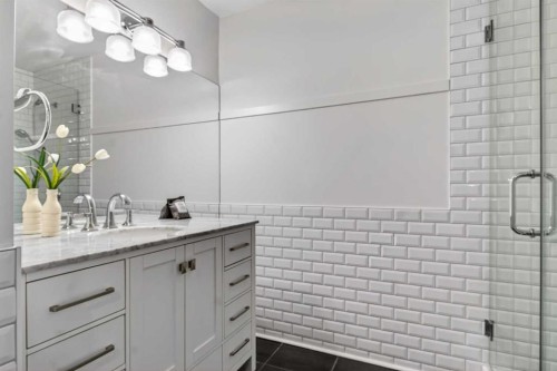158 Hidden Creek Heights Nw, Calgary, AB - Indoor Photo Showing Bathroom