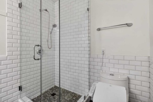 158 Hidden Creek Heights Nw, Calgary, AB - Indoor Photo Showing Bathroom