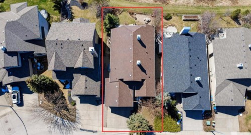 158 Hidden Creek Heights Nw, Calgary, AB - Outdoor