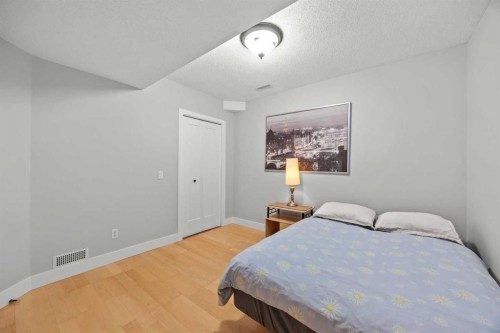 260 Riverside Mews Se, Calgary, AB 