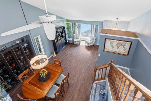 804 Downey Place, Okotoks, AB - Indoor Photo Showing Other Room