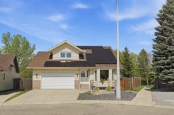 804 Downey Place Okotoks, AB T1S 1H6
