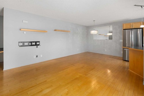 2504-7171 Coach Hill Road, Calgary, AB - Indoor