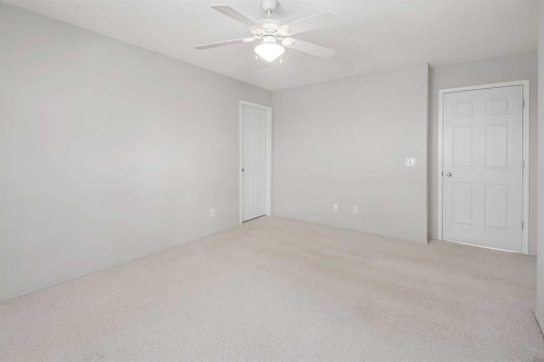 2504-7171 Coach Hill Road, Calgary, AB - Indoor Photo Showing Other Room