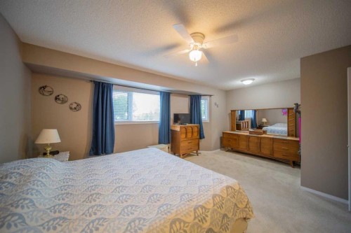272 Covington Road Ne, Calgary, AB - Indoor Photo Showing Bedroom