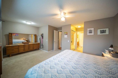 272 Covington Road Ne, Calgary, AB - Indoor Photo Showing Bedroom