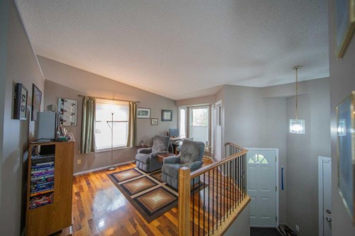 272 Covington Road Ne, Calgary, AB - Indoor