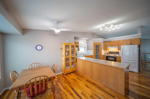 272 Covington Road Ne, Calgary, AB - Indoor